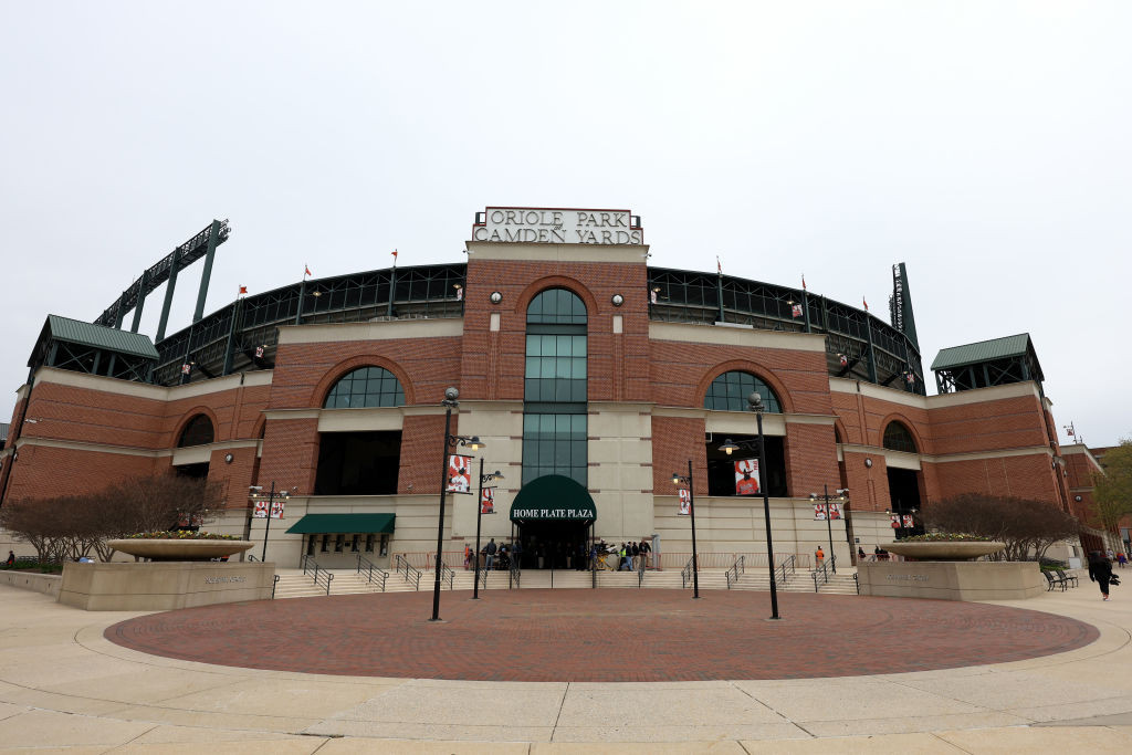 Camden-Yards-home-plate-entrance