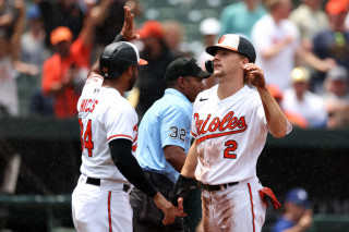 Cowser fly ball gives Orioles 4-3 win in 10 innings and sole