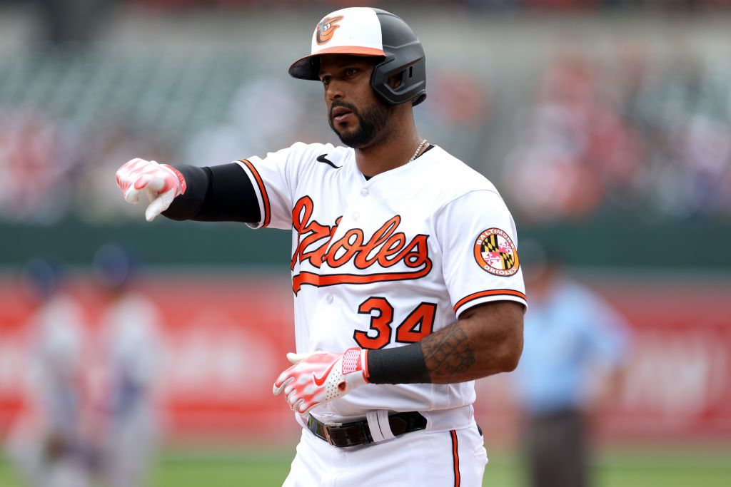 Orioles place Hicks on injured list with hamstring strain (plus notes ...