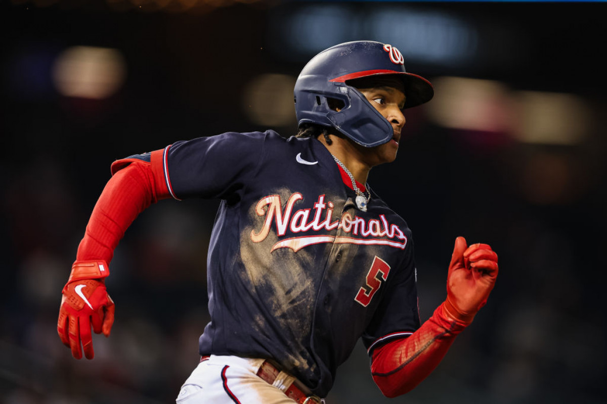 What happened in the Nationals game against White Sox? Benches clear after Dominic  Smith's bat flip