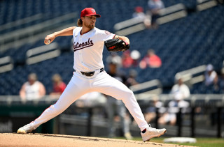 irvin pitching white