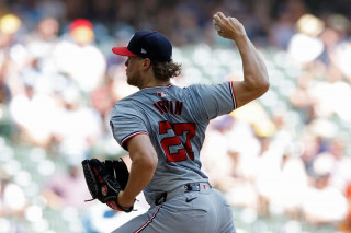 irvin pitching gray