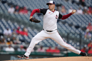 corbin pitching white