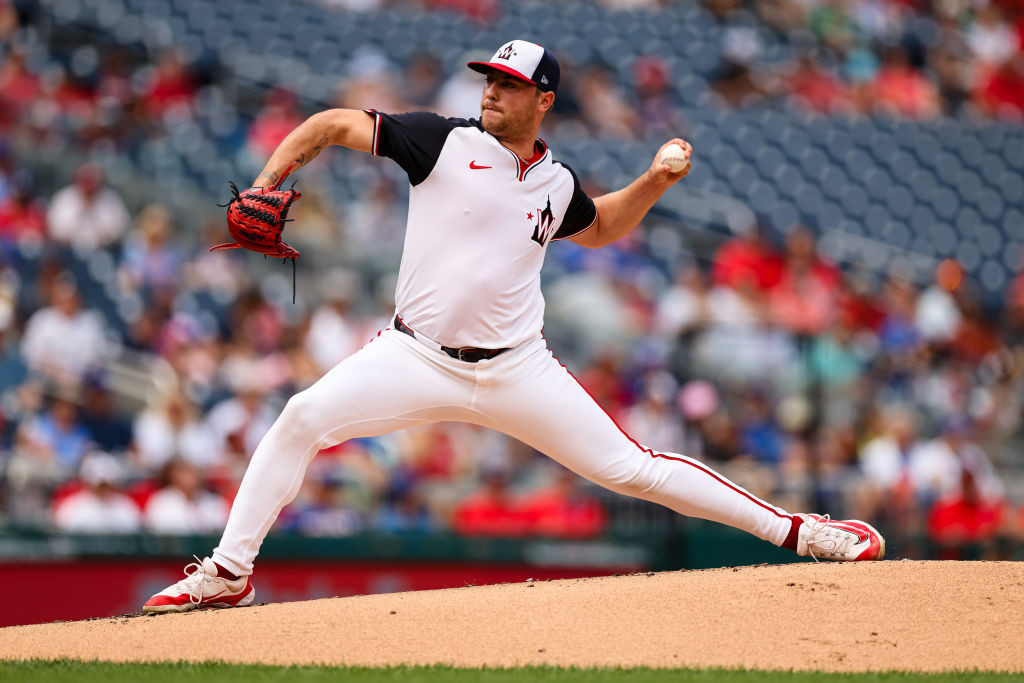 parker pitching white