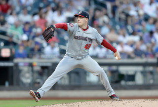 corbin pitching gray