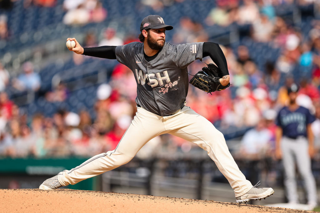 williams pitching gray