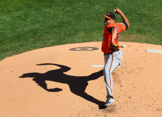 suarez pitching orange