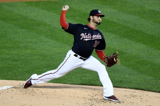 sanchez anibal pitching home blue