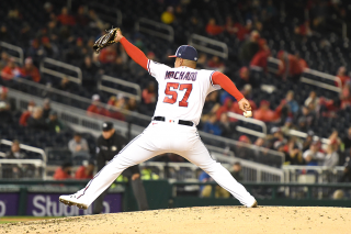 andres machado throws white