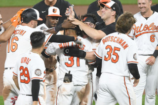 Orioles walkoff celebration white