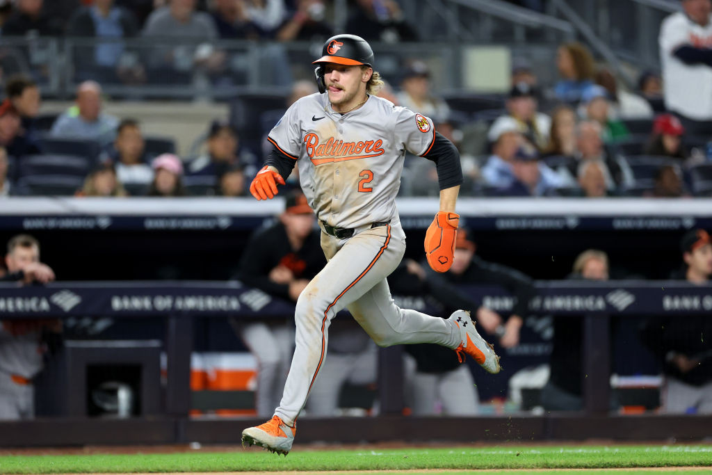 Orioles put even more pressure on Yankees and withstand ninth-inning comeback, 9-7 win (updated)